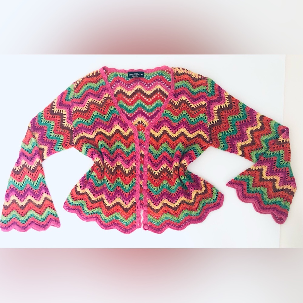 90’s Vintage Crochet Cardigan